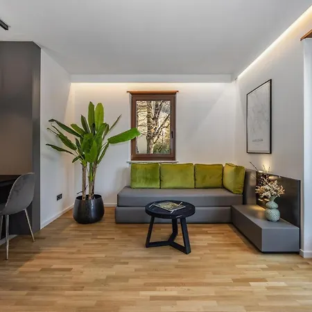 Apartment Palm Loggias Meran