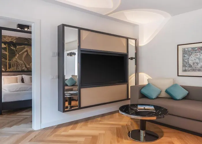 Palm Loggias * Meran