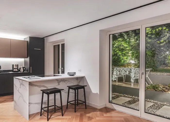 Palm Loggias 梅拉诺